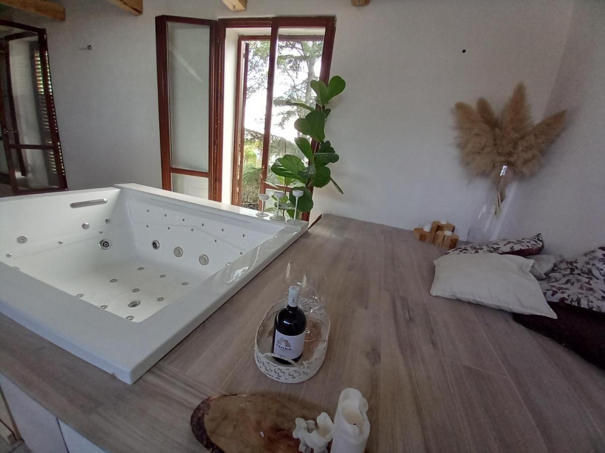 Masseria Incantamento Suite Bouganville Latiano Luaran gambar